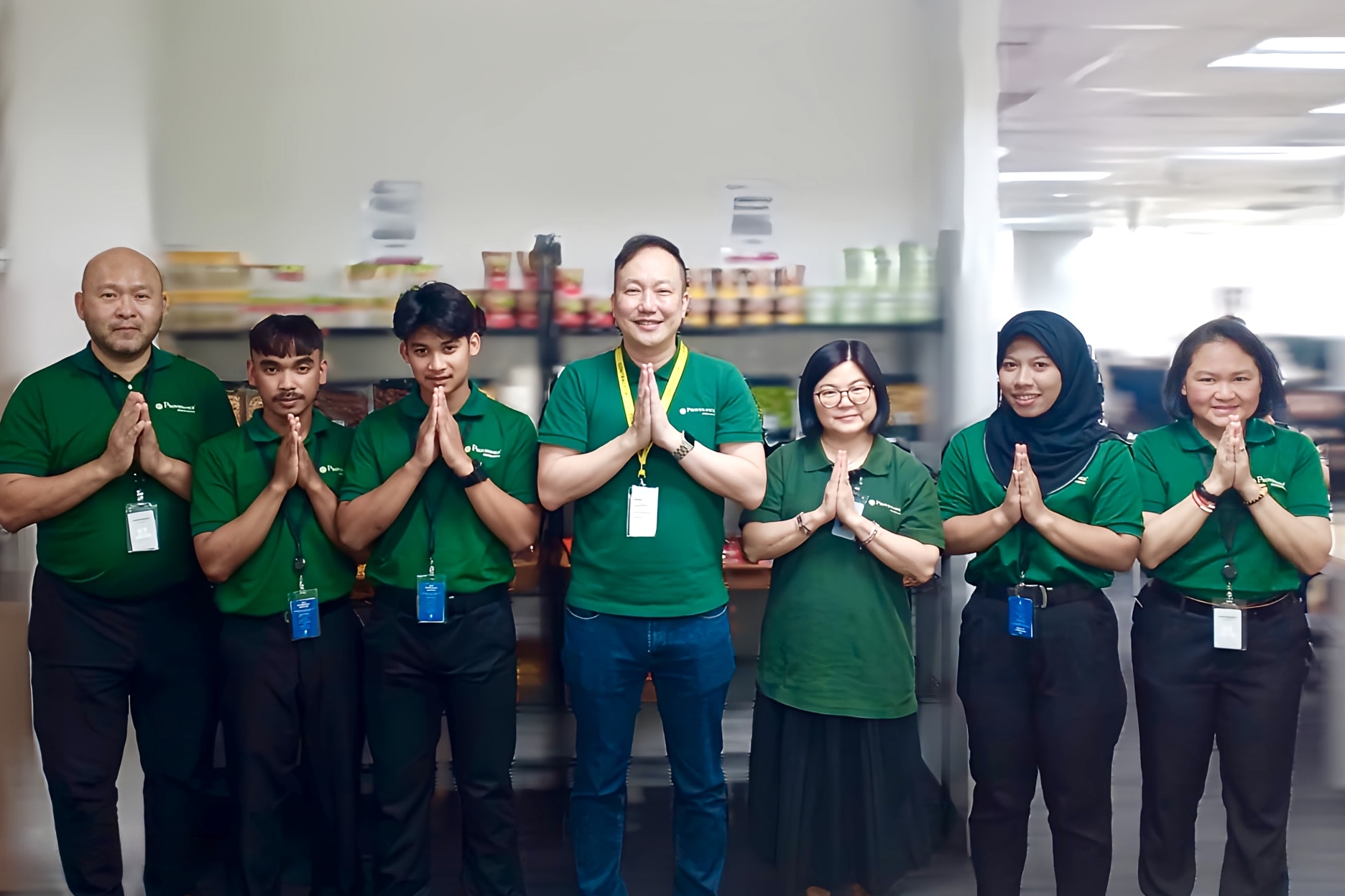 Provenance Distributions Thailand Team